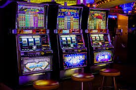 Interface taruhan Live Sic Bo dengan pilihan Big Small dan Odd Even